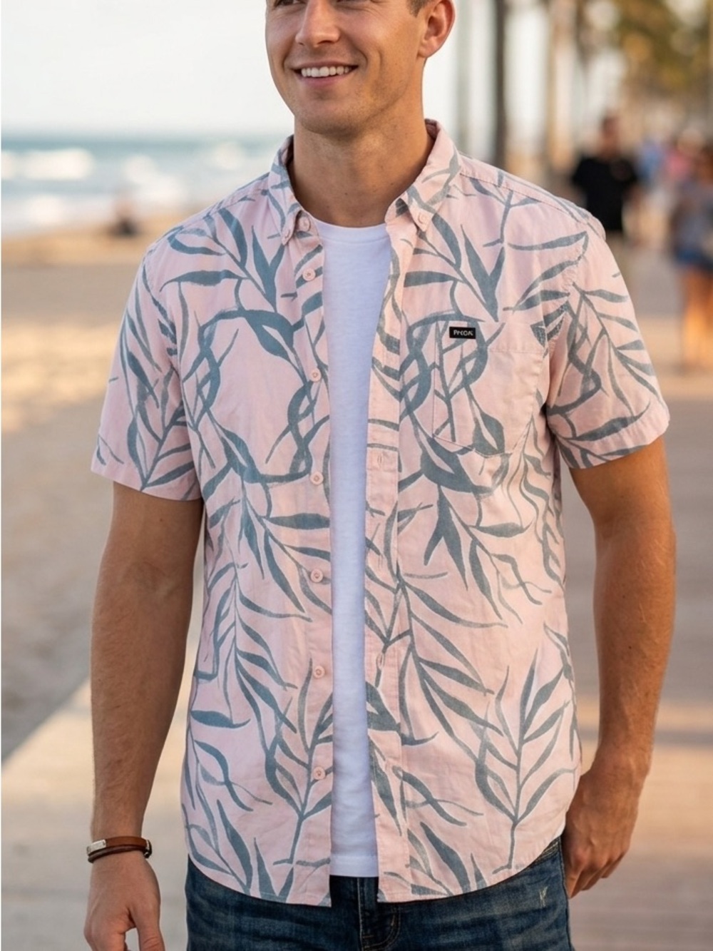 RVCA Men's Slim Fit Short Sleeve Button Up Shirt Pink Gray Leaf Print Medium